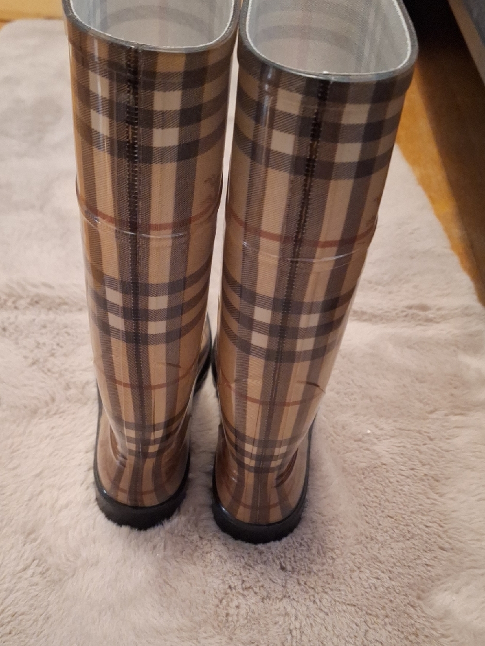 Burberry Beige Plaid Rain Boots - Picture 2 of 6
